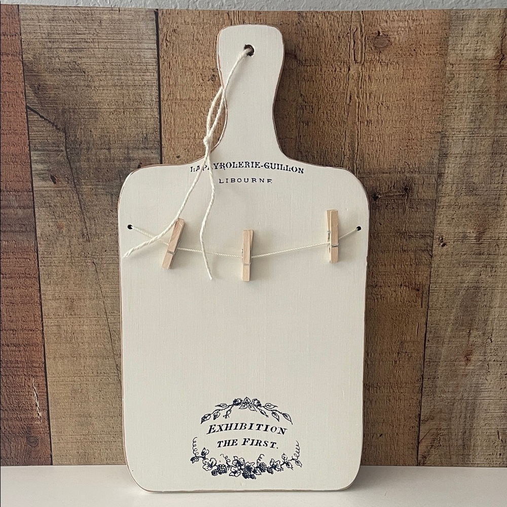 Vintage-Inspired Decorative White & Blue Cutting Board